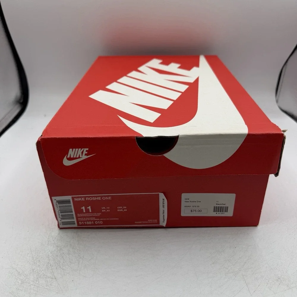 Nike Roshe One Running Shoes Mens Size 11 Black/White Sneakers 511881-010